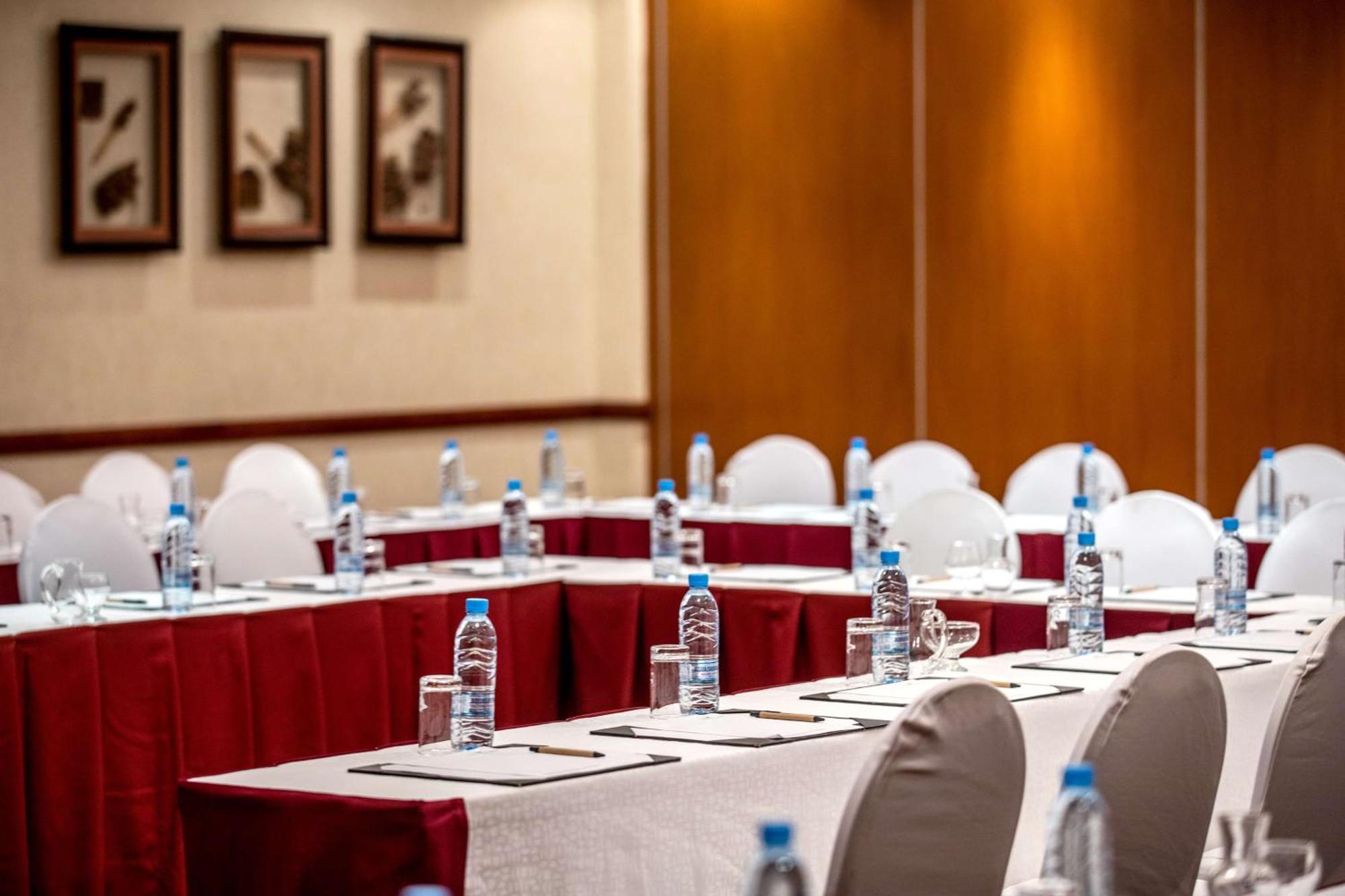 Southern Sun Ridgeway Lusaka Ngoại thất bức ảnh