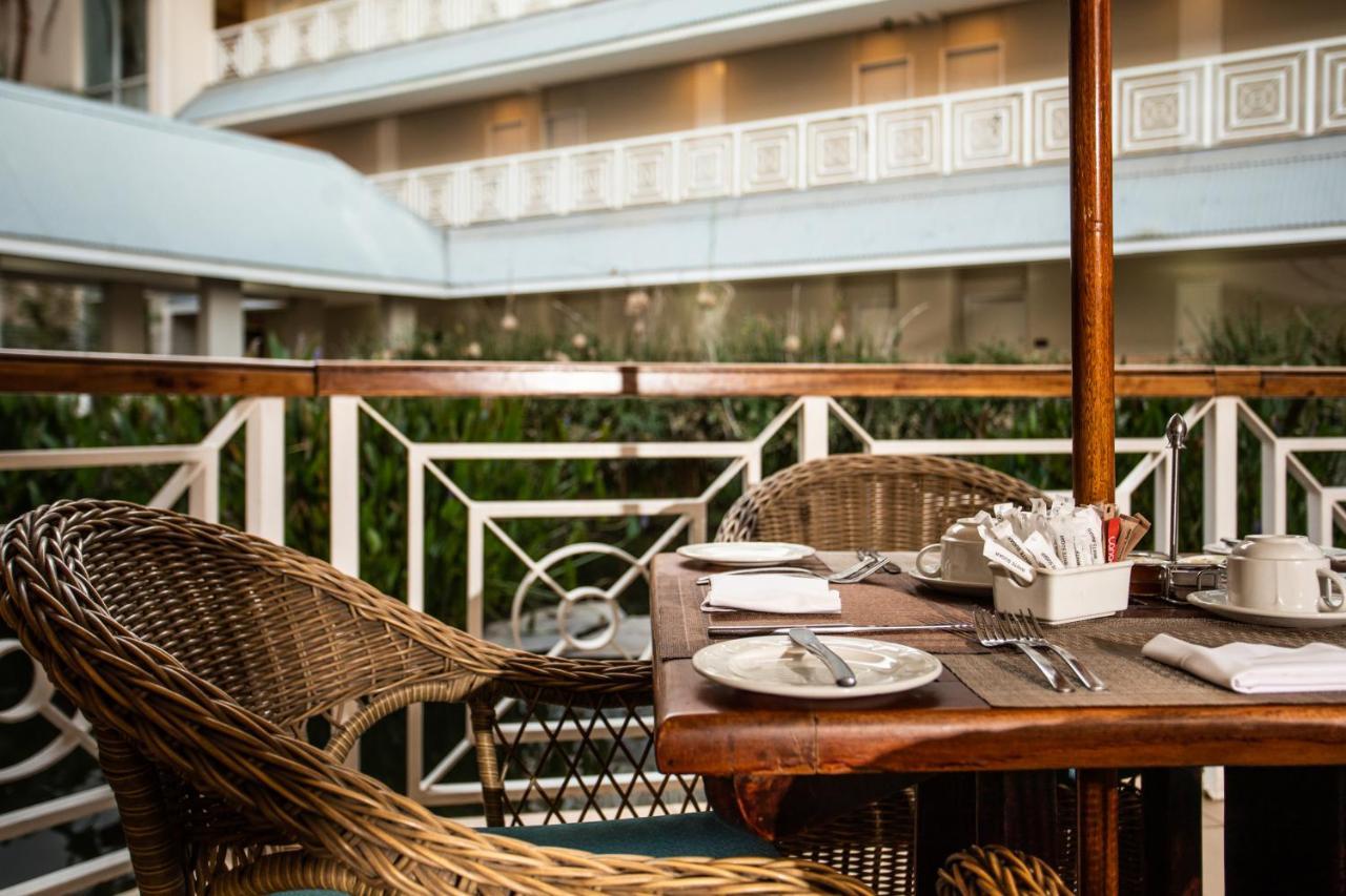 Southern Sun Ridgeway Lusaka Ngoại thất bức ảnh